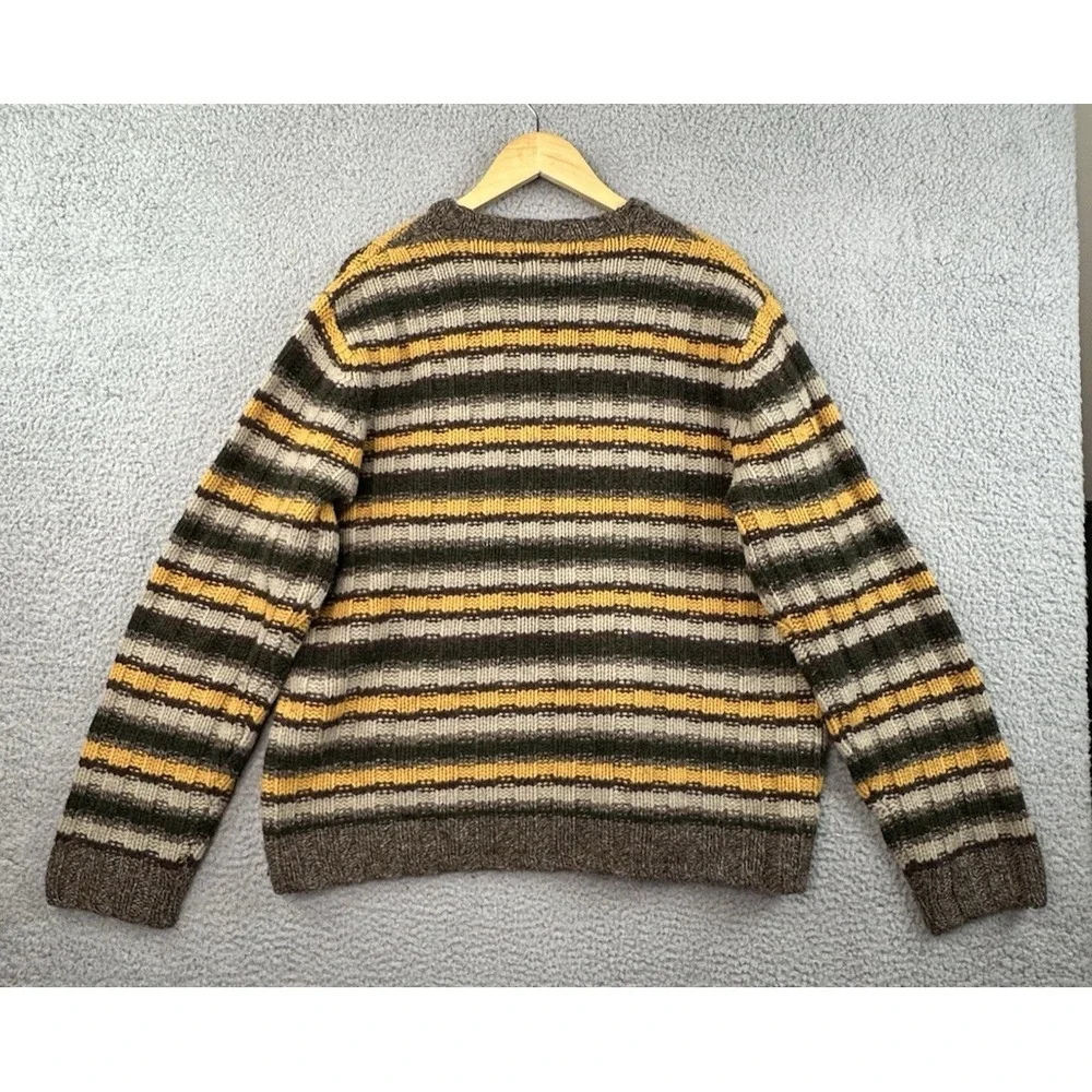 VTG American Eagle Outfitters Lambswool Sweater Men Large Yellow Brown Striped